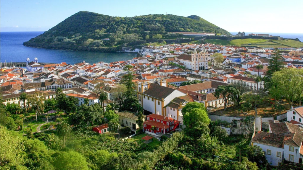 7 Secret Quiet Travel Destinations I Almost Kept Hidden